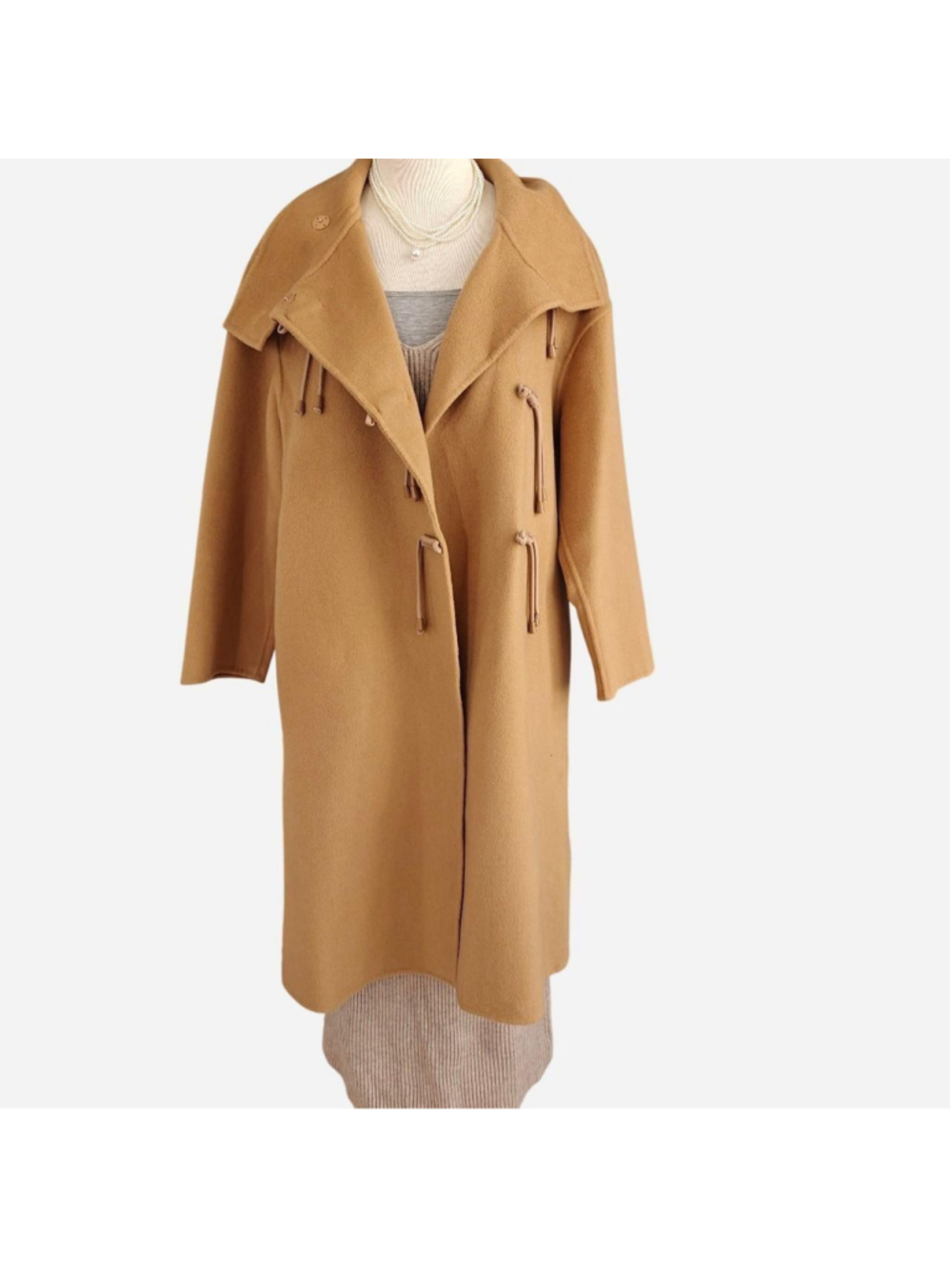 Tan and cream Cocomiracle wool duster coat with a boho touch
100% wool
bust: